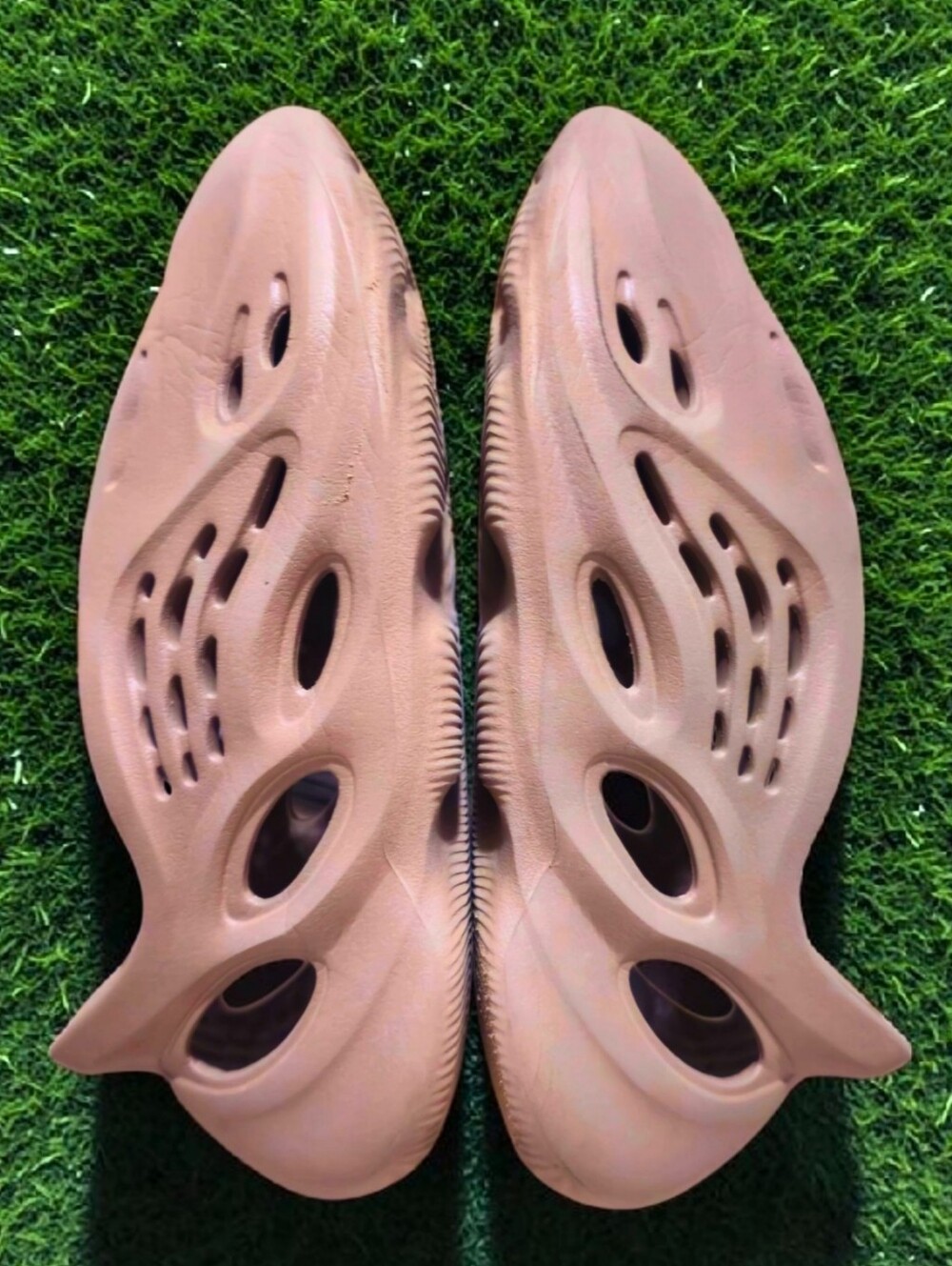 Adidas Yeezy Foam RNNR Ochre Size 5 Used No Box